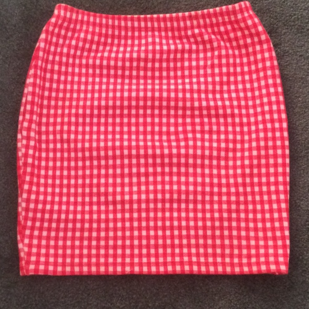 CW (Clifford & Wills) pencil mini skirt.  Sz M 90/10 Cotton/ Lycra.  Perfect!